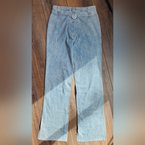 NWT Western Gringa Bareback Lightwash high rise jeans raw/split him W28L36 - Picture 2 of 14